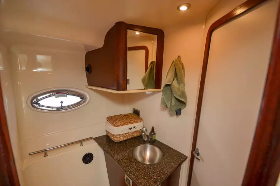 2007 Sea Ray 38 Sundancer