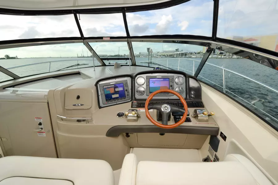 2007 Sea Ray 38 Sundancer