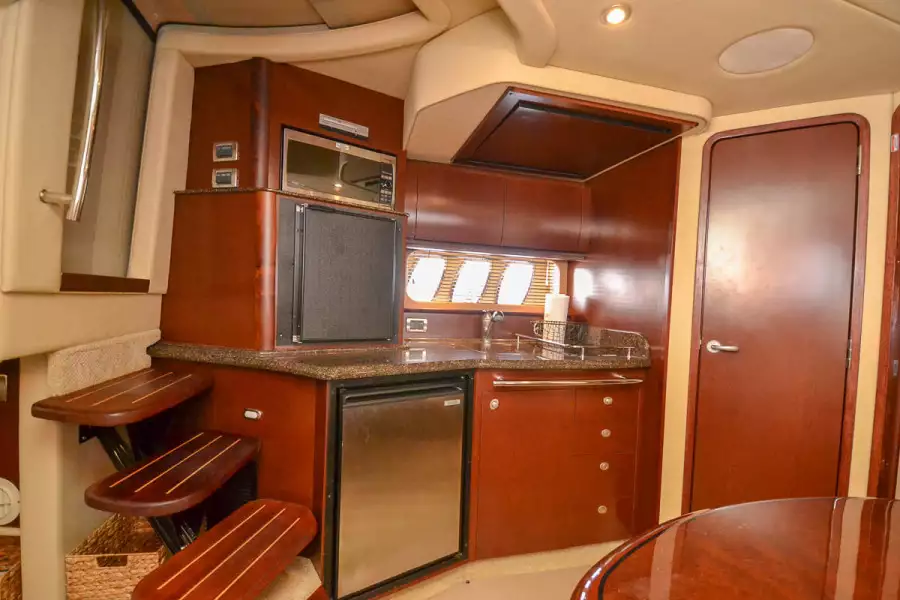 2007 Sea Ray 38 Sundancer