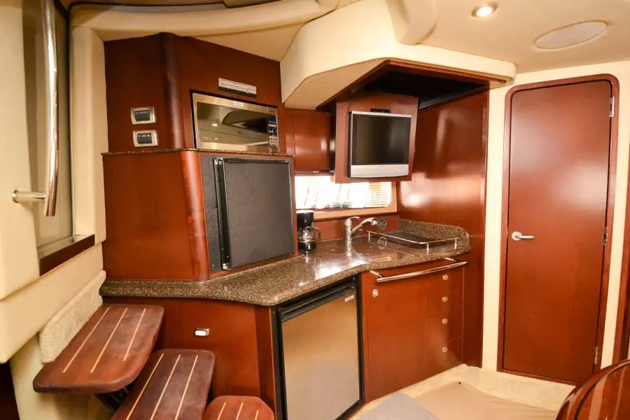 2007 Sea Ray 38 Sundancer