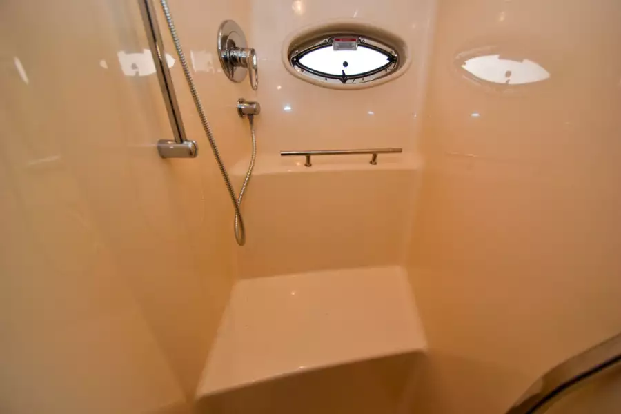 2007 Sea Ray 38 Sundancer