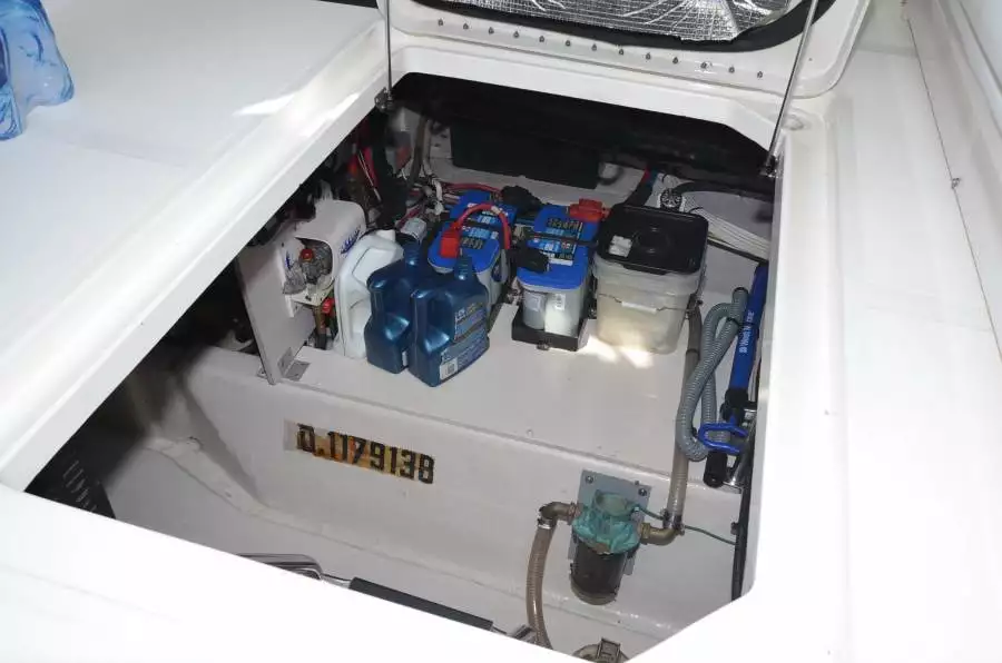 2005 Sea Ray 420 Sedan Bridge