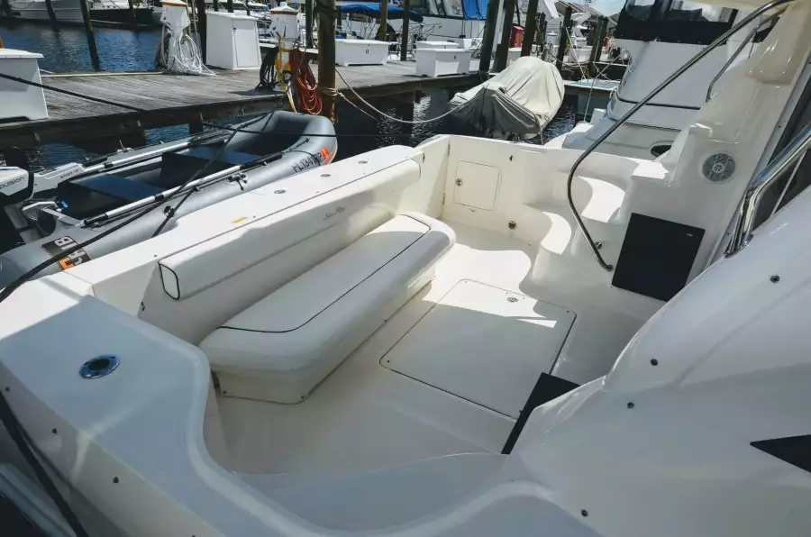 2005 Sea Ray 420 Sedan Bridge