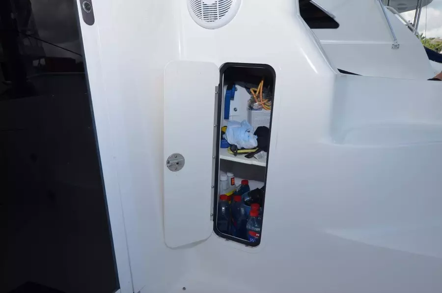 2005 Sea Ray 420 Sedan Bridge