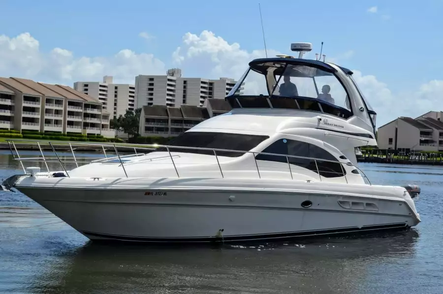 2005 Sea Ray 420 Sedan Bridge