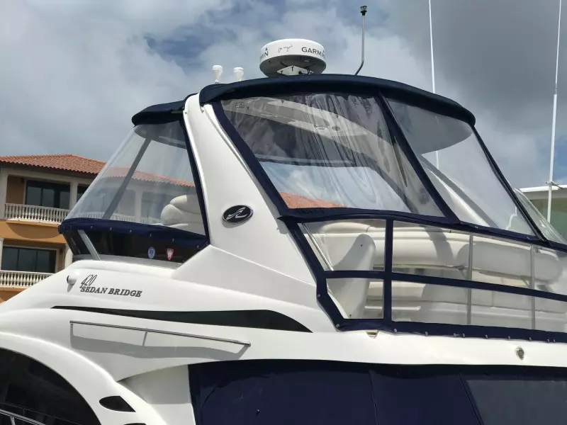 2005 Sea Ray 420 Sedan Bridge