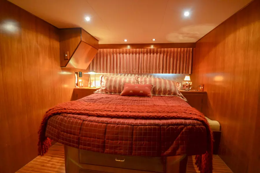 2001 Ocean Alexander 510 Classico