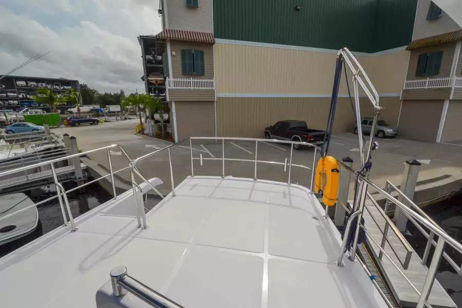 2001 Ocean Alexander 510 Classico