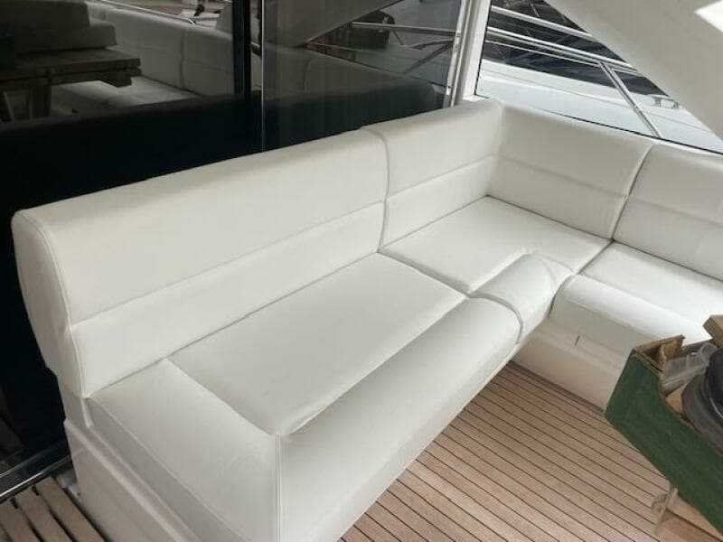 2015 Sunseeker Sport Yacht 68