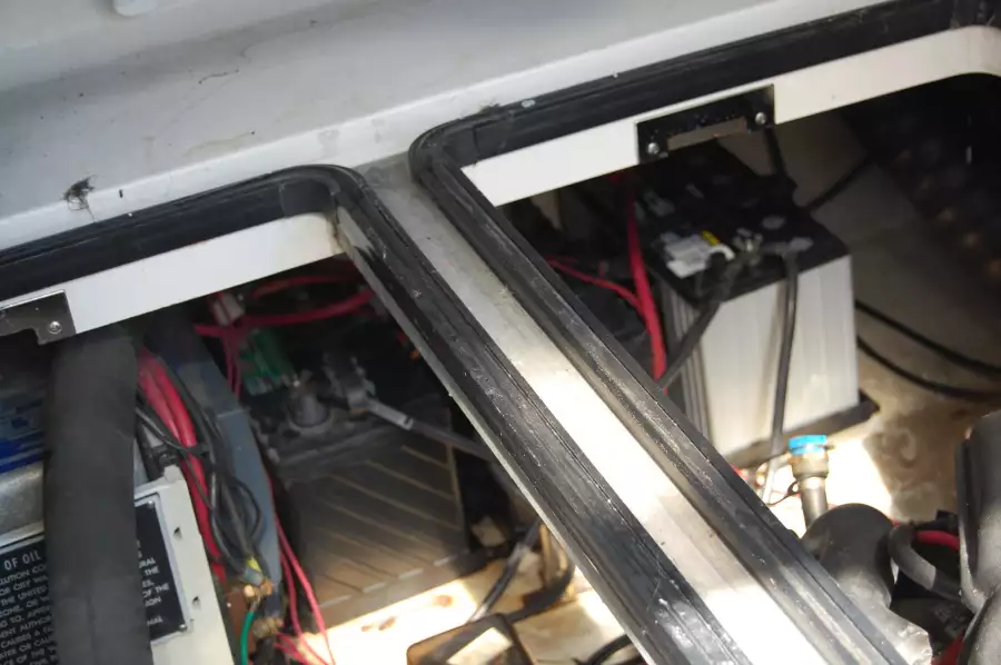 2004 Four Winns 328 Vista