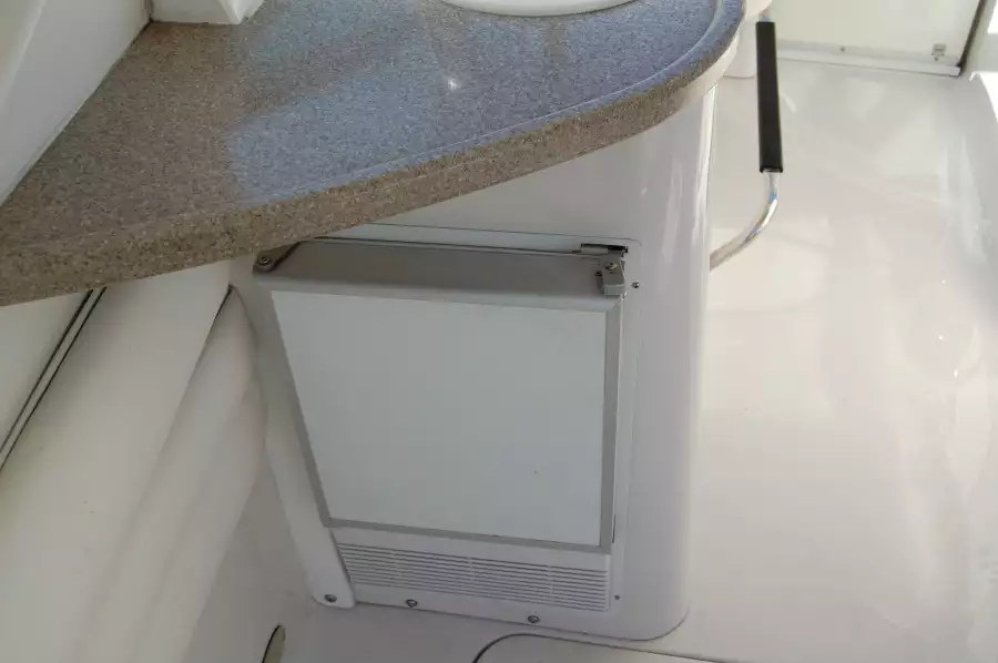 2004 Four Winns 328 Vista