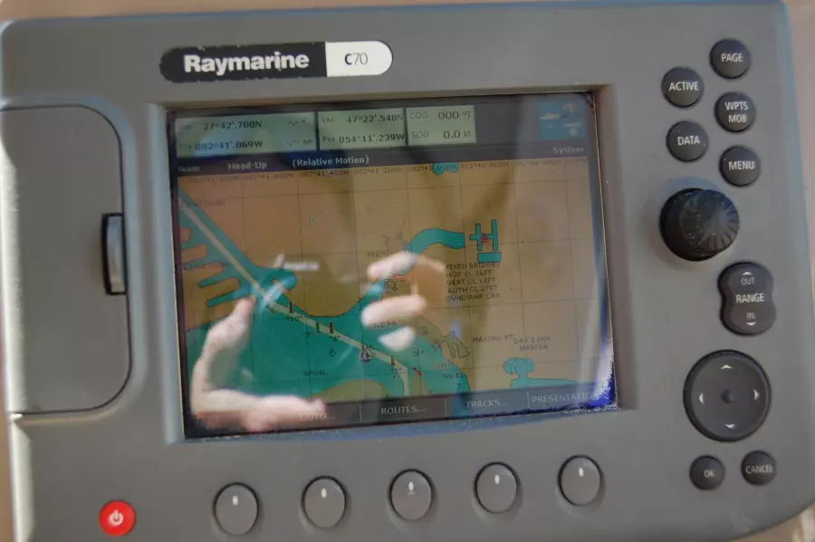 2004 Four Winns 328 Vista