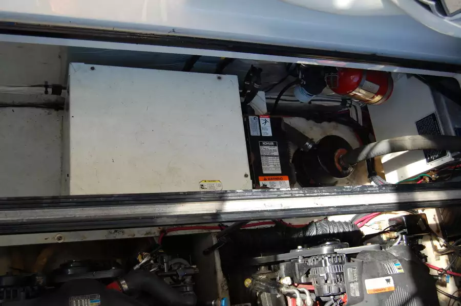 2004 Four Winns 328 Vista