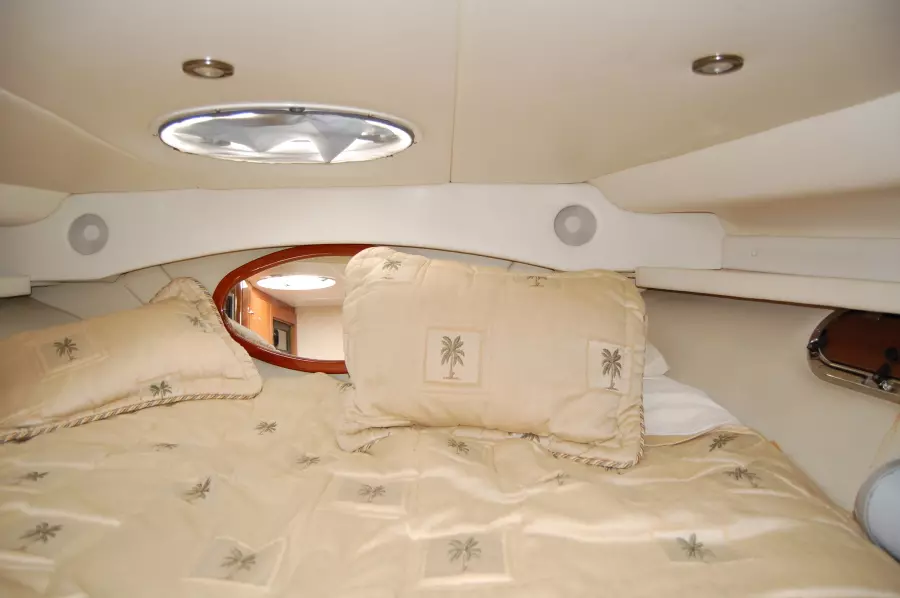 2004 Four Winns 328 Vista