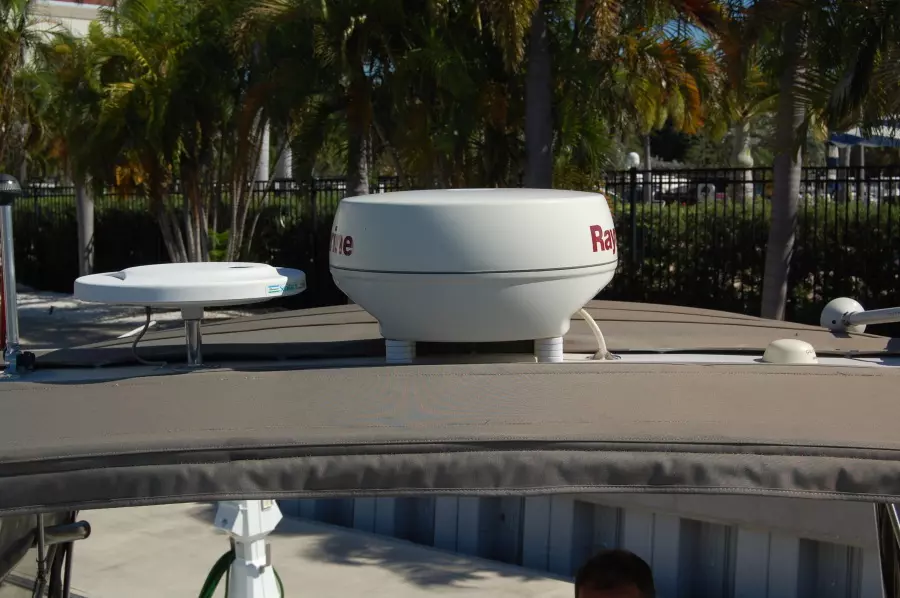 2004 Four Winns 328 Vista