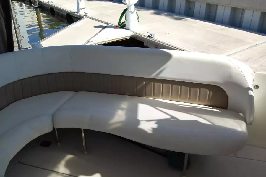 2004 Four Winns 328 Vista