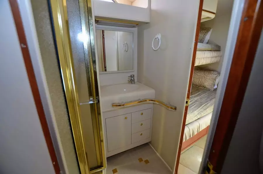 1999 Sea Ray 500 Sundancer