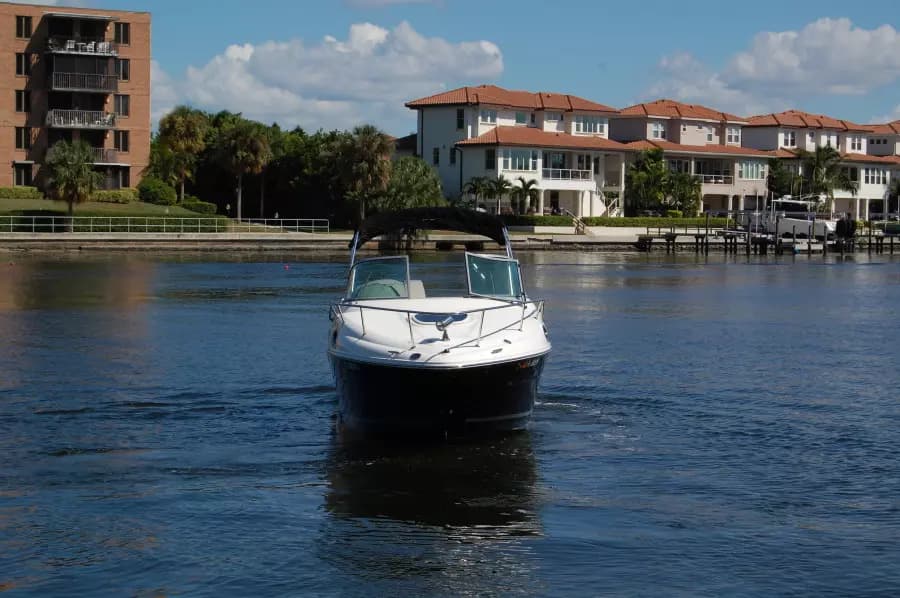 2011 Sea Ray 240 DA