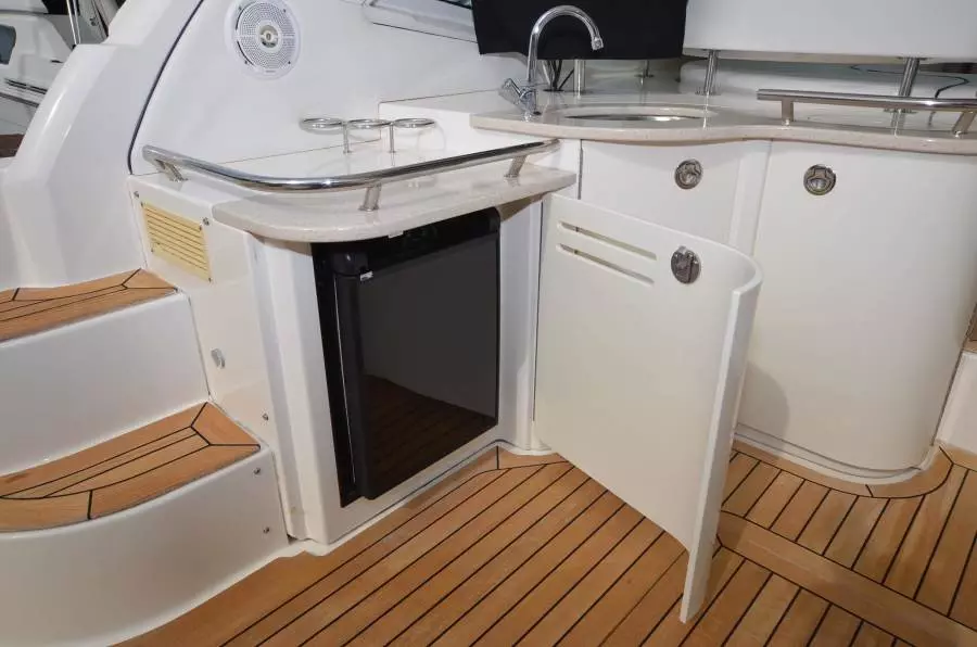 2011 Sea Ray 500 Sundancer