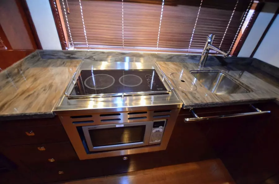 2011 Sea Ray 500 Sundancer