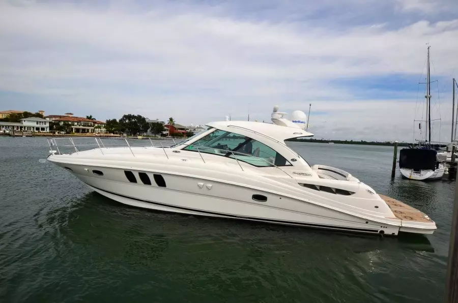 2011 Sea Ray 500 Sundancer