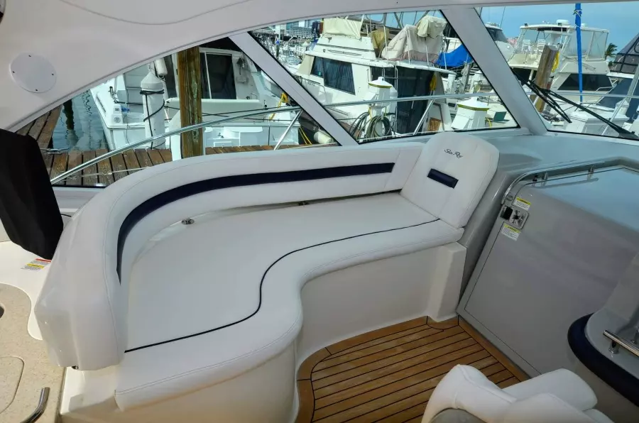 2011 Sea Ray 500 Sundancer