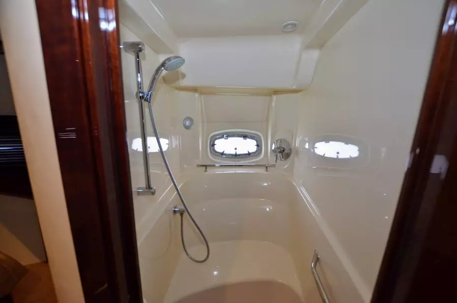 2011 Sea Ray 500 Sundancer