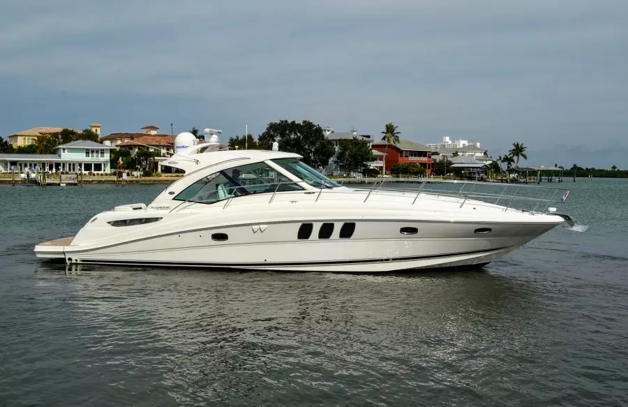 2011 Sea Ray 500 Sundancer