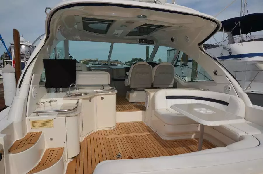 2011 Sea Ray 500 Sundancer