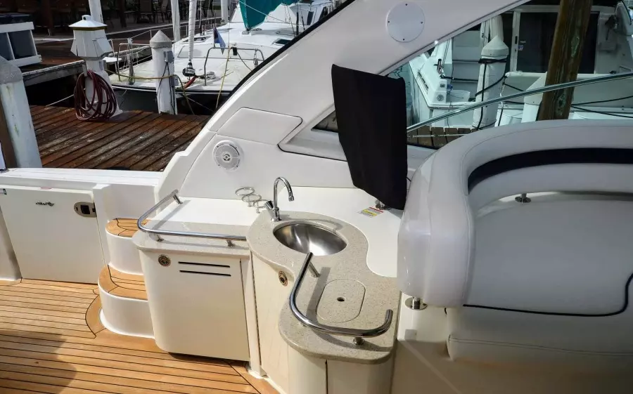 2011 Sea Ray 500 Sundancer