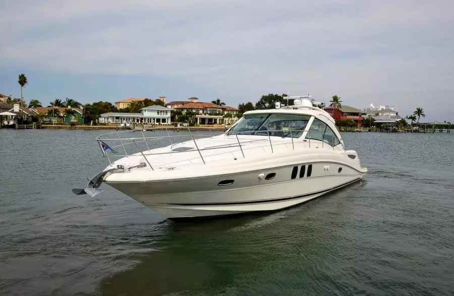 2011 Sea Ray 500 Sundancer