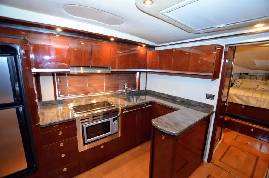 2011 Sea Ray 500 Sundancer