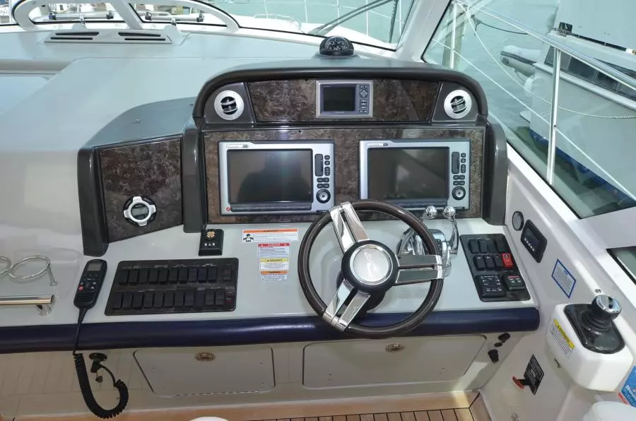 2011 Sea Ray 500 Sundancer