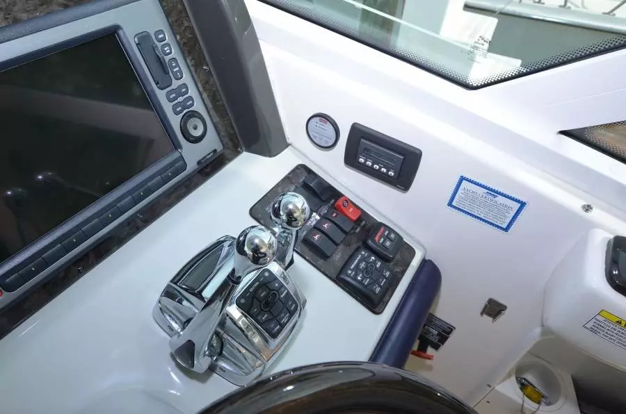 2011 Sea Ray 500 Sundancer