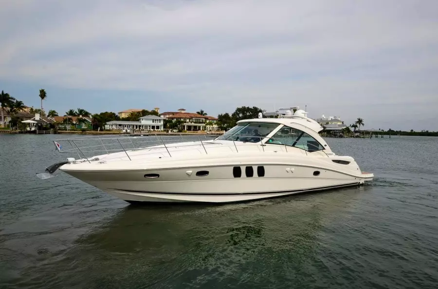 2011 Sea Ray 500 Sundancer