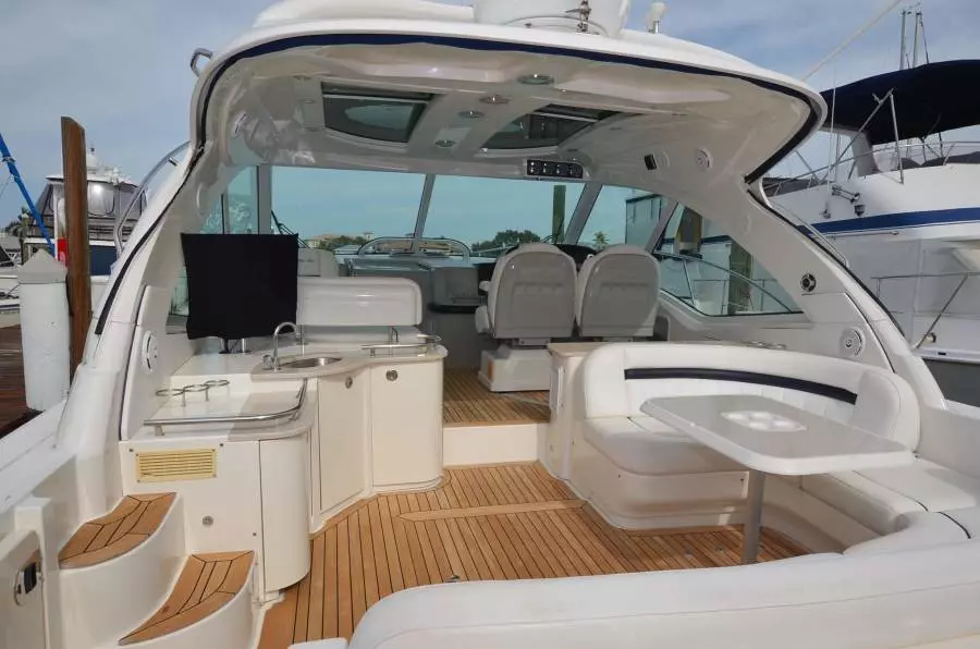 2011 Sea Ray 500 Sundancer