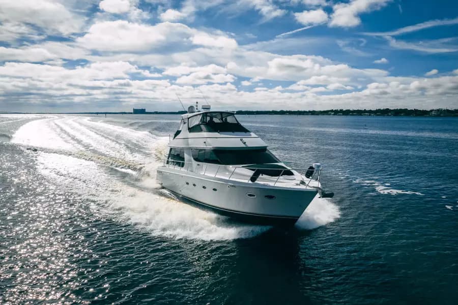 2002 Carver 530 Voyager Skylounge