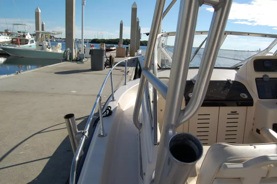 2003 Grady-White 228 Seafarer