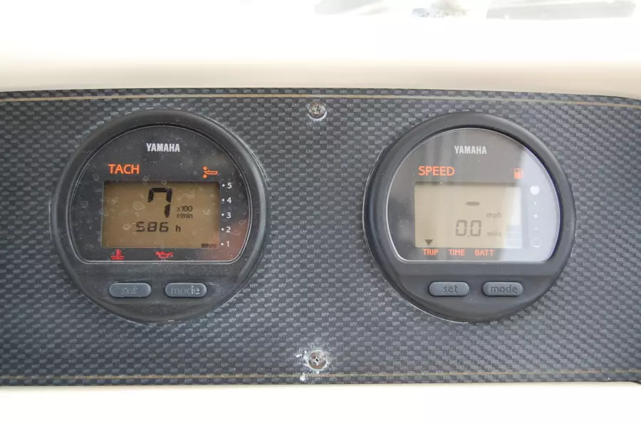 2003 Grady-White 228 Seafarer