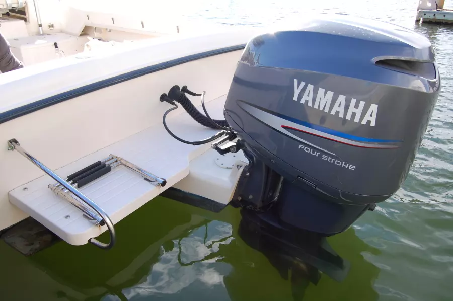 2003 Grady-White 228 Seafarer