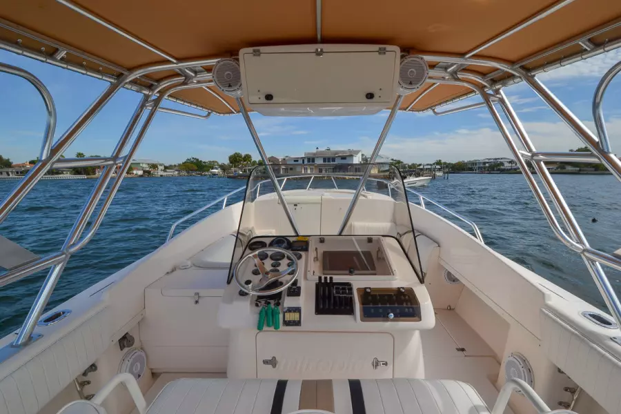 1999 Intrepid 366 Cuddy