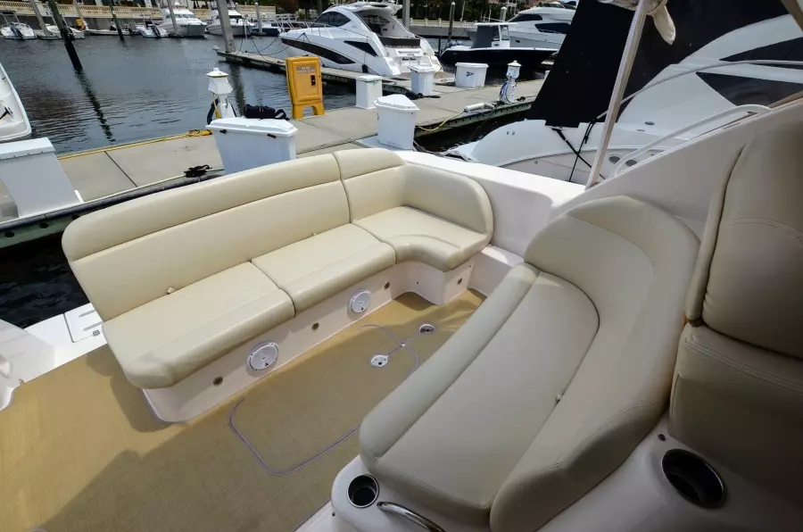 2008 Tiara Yachts 35 Sovran