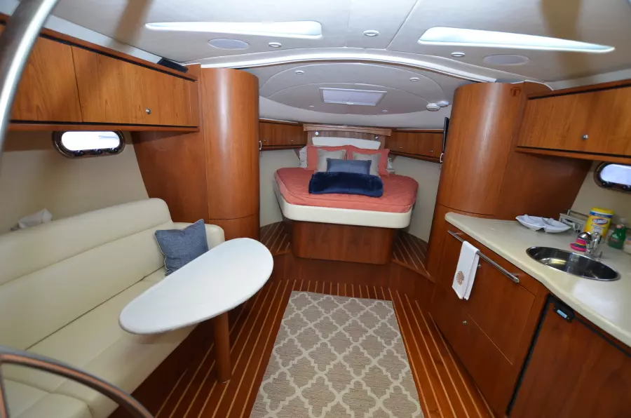 2008 Tiara Yachts 35 Sovran