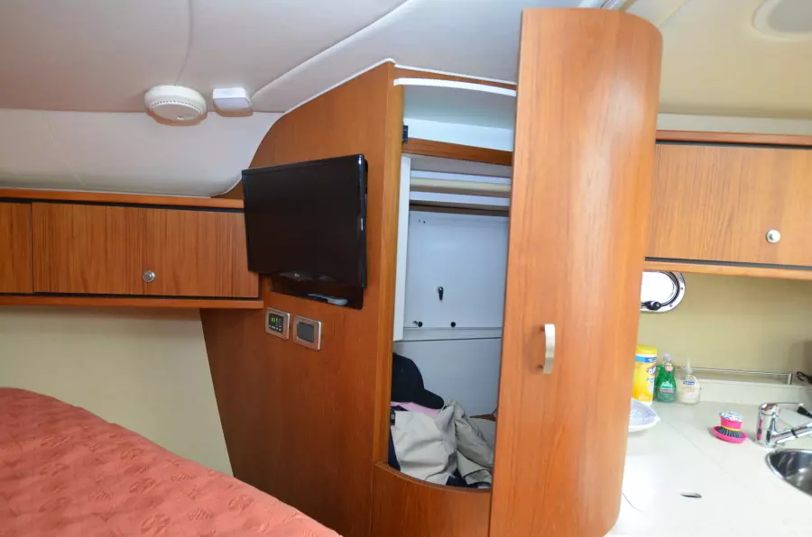 2008 Tiara Yachts 35 Sovran