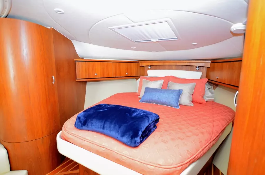 2008 Tiara Yachts 35 Sovran