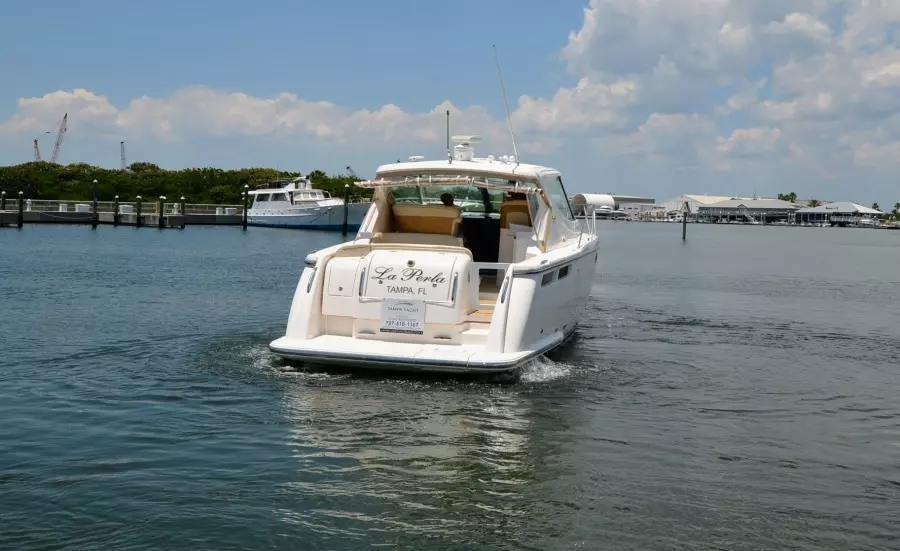 2008 Tiara Yachts 35 Sovran