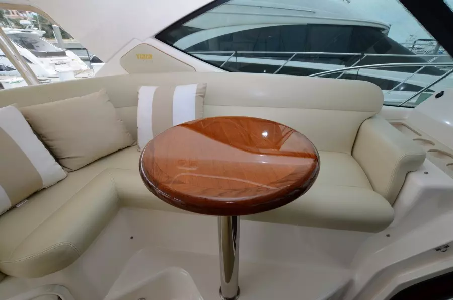 2008 Tiara Yachts 35 Sovran