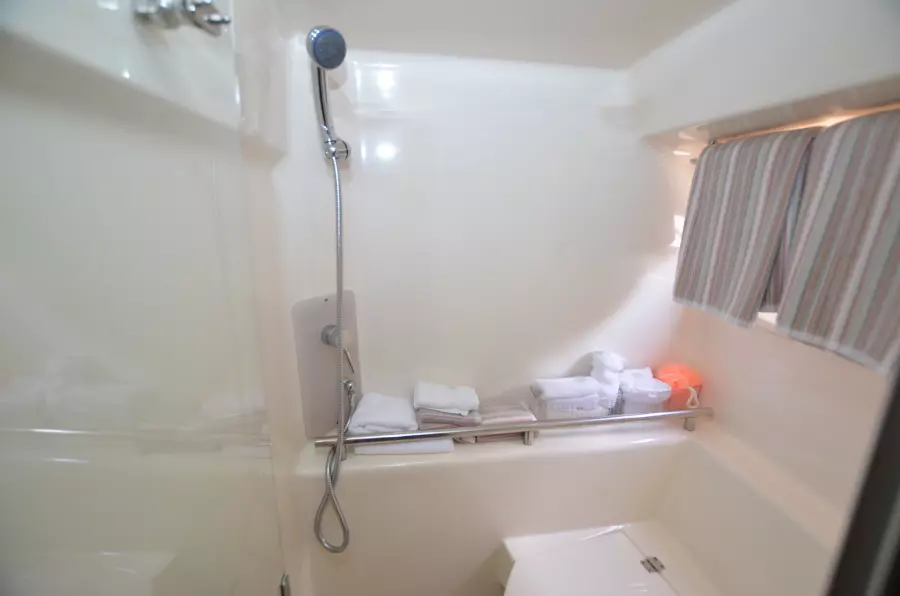 2008 Tiara Yachts 35 Sovran