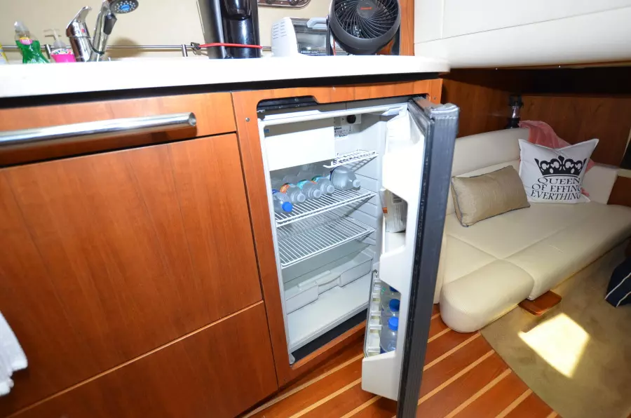 2008 Tiara Yachts 35 Sovran