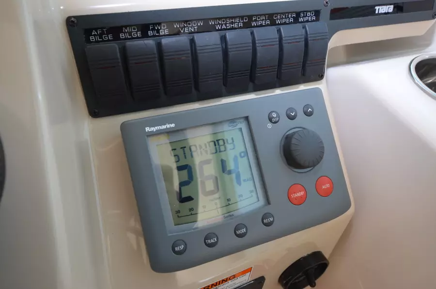 2008 Tiara Yachts 35 Sovran